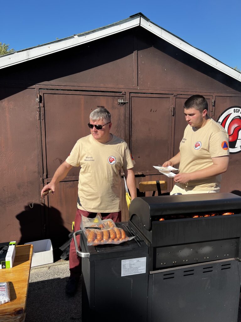 Pożegnanie lata 2025. Kiełbaski z grilla.